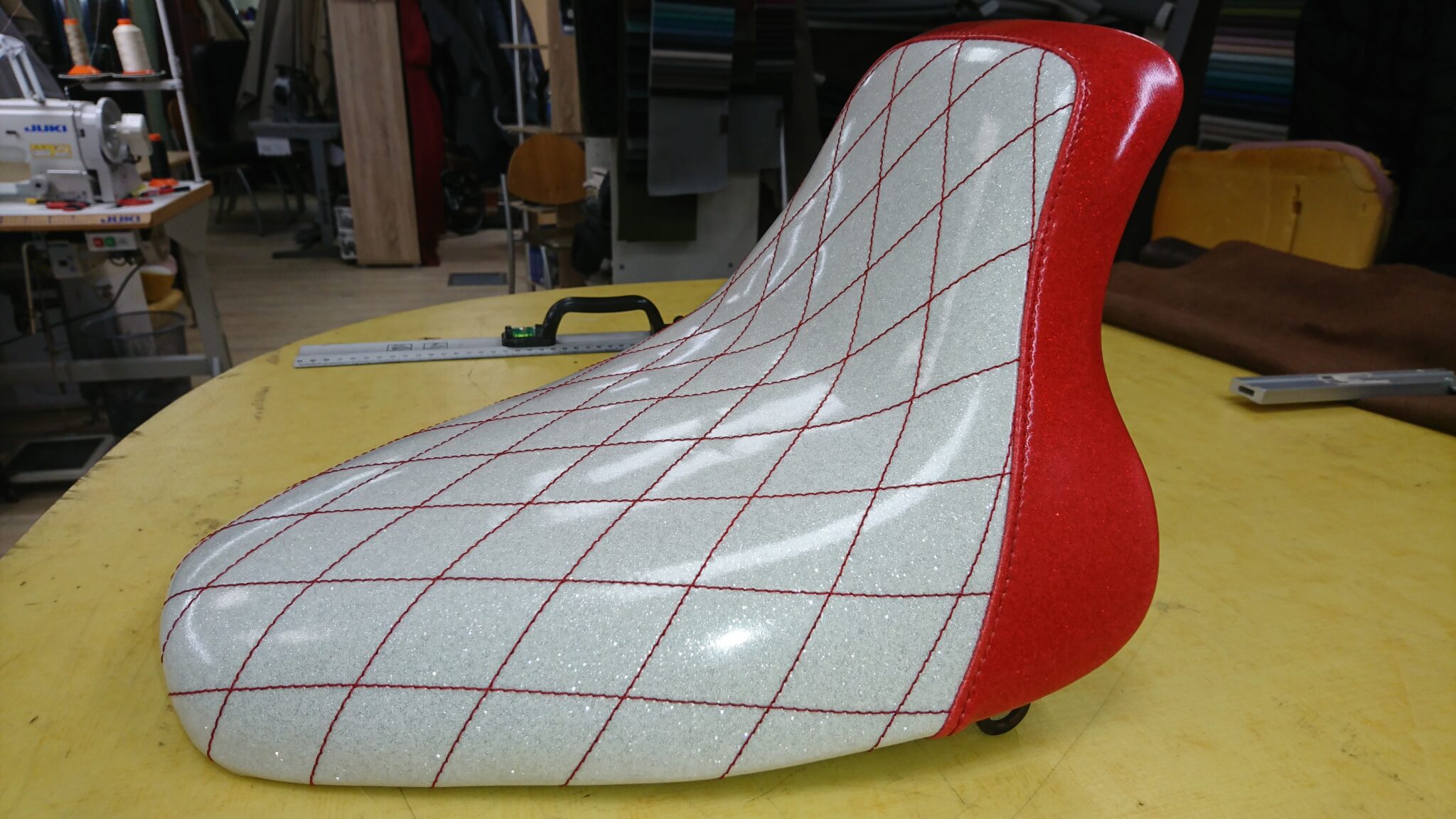 Обивочные и реставрационные услуги - Saleks Grupp OÜ